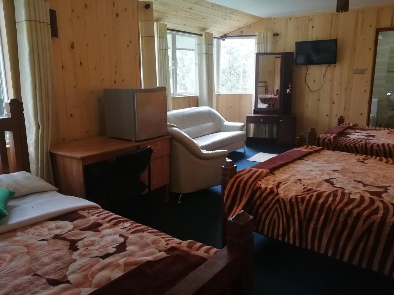 New Tour Inn Nuwara Eliya Bagian luar foto